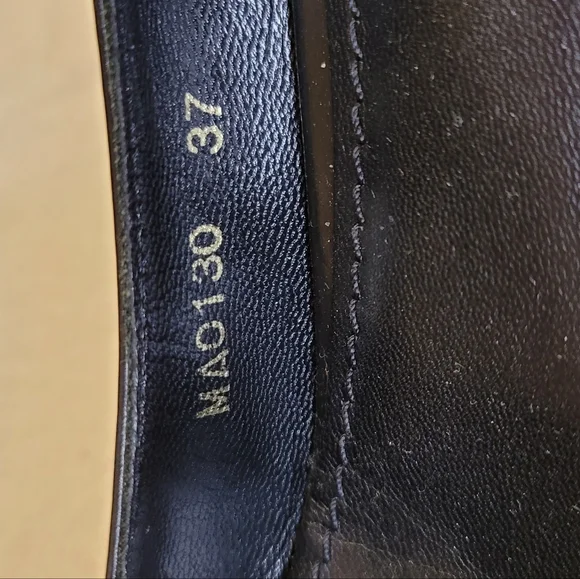 Authentic Louis Vuitton Candice Black Leather Pumps - Picture 7 of 13